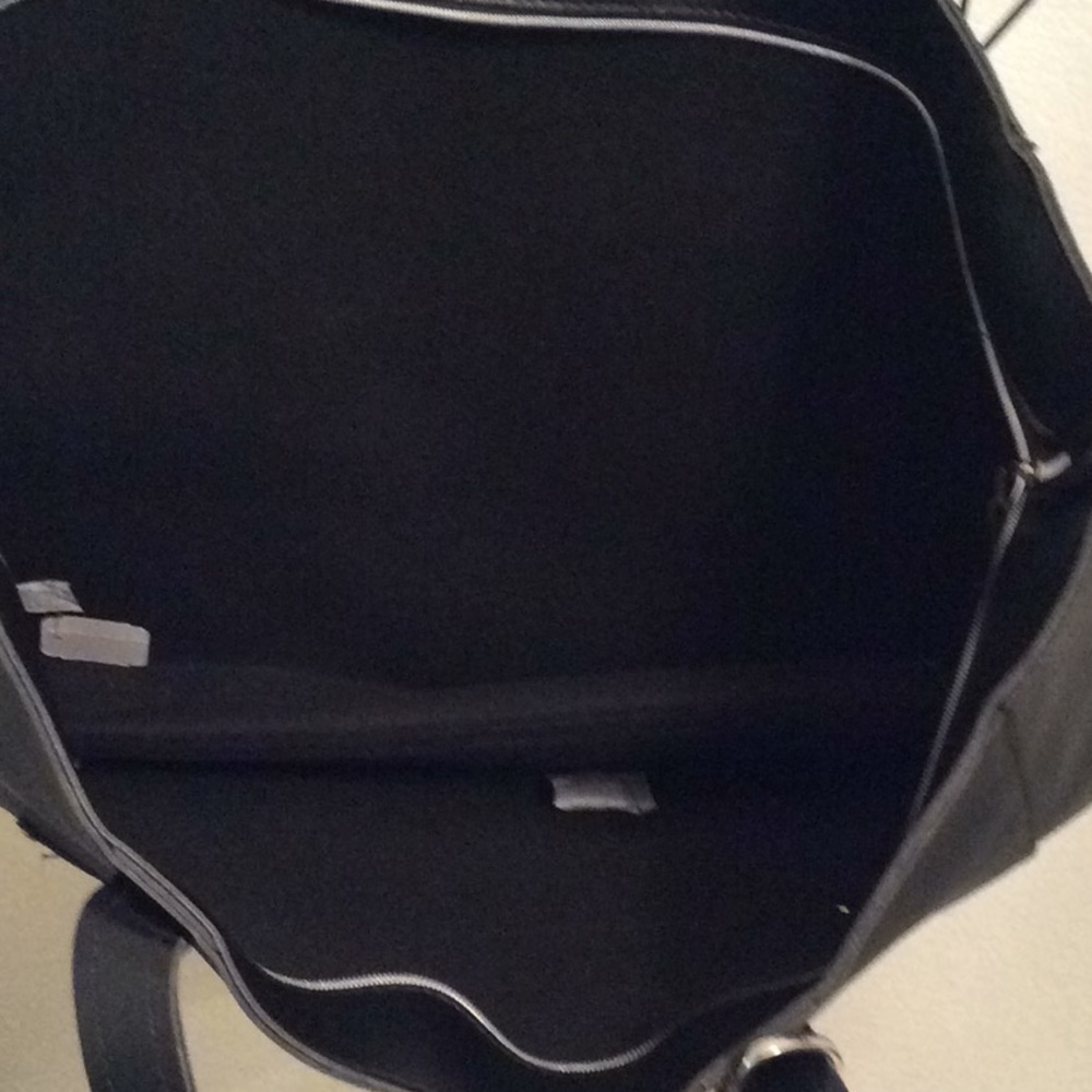 Large tote - Picture 2 of 3